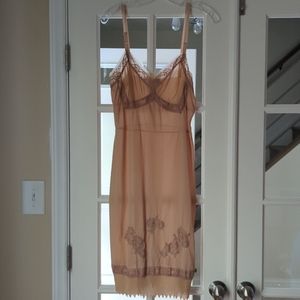 Vintage 1960s Dorsay Lace Slip Size 38 Average